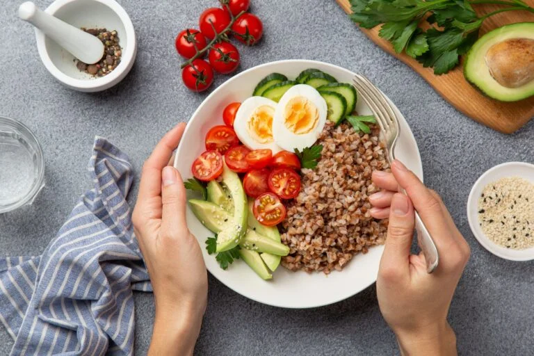 Buddha Bowl with Buckwheat and Veggies