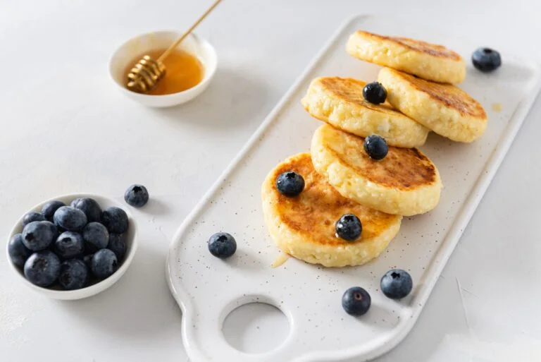 Cottage Cheese Pancakes with Honey and Blueberries