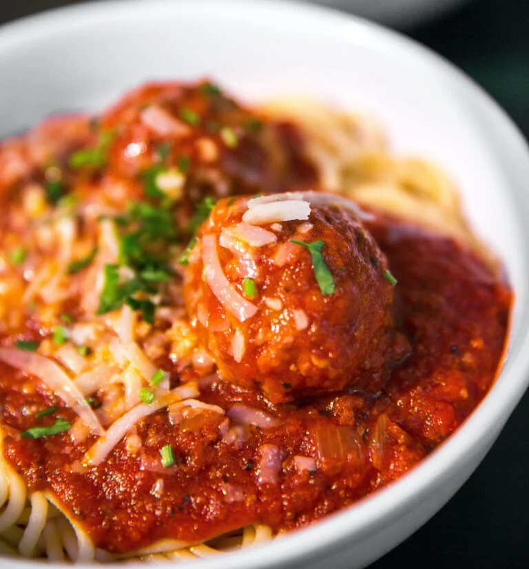 spaghetti with meatballs